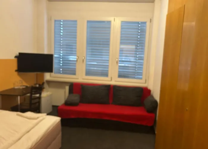 Ri מלון Esslingen am Neckar